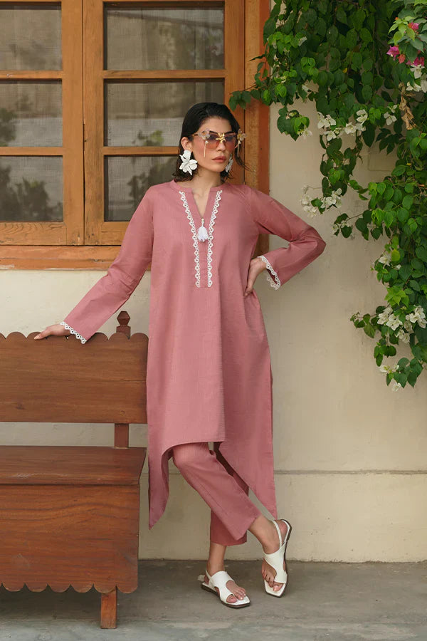 Spring Rose 2-Piece Set – Tea Pink with Pearl Tassels