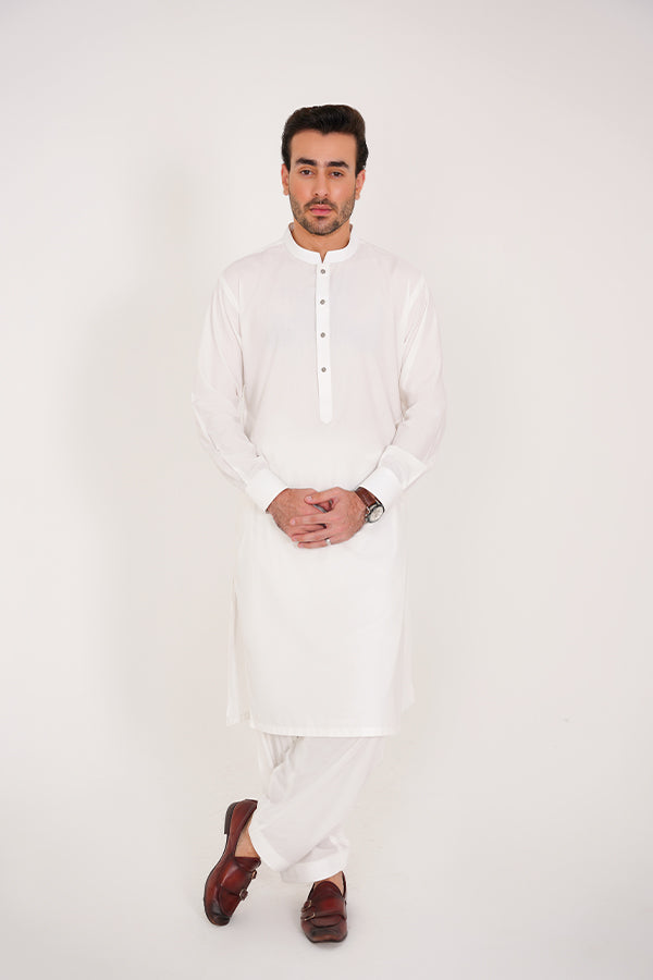 Off White Men’s Suit – Stitched Blended Fabric Design